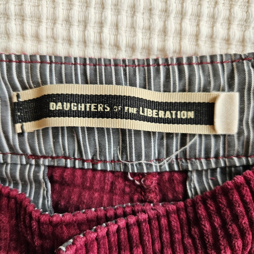 Daughters of the Liberation 70s Retro Wide Wale Corduroy Short Indie Red Women M - Picture 3 of 11